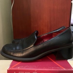 Aerosoles Black leather loafers